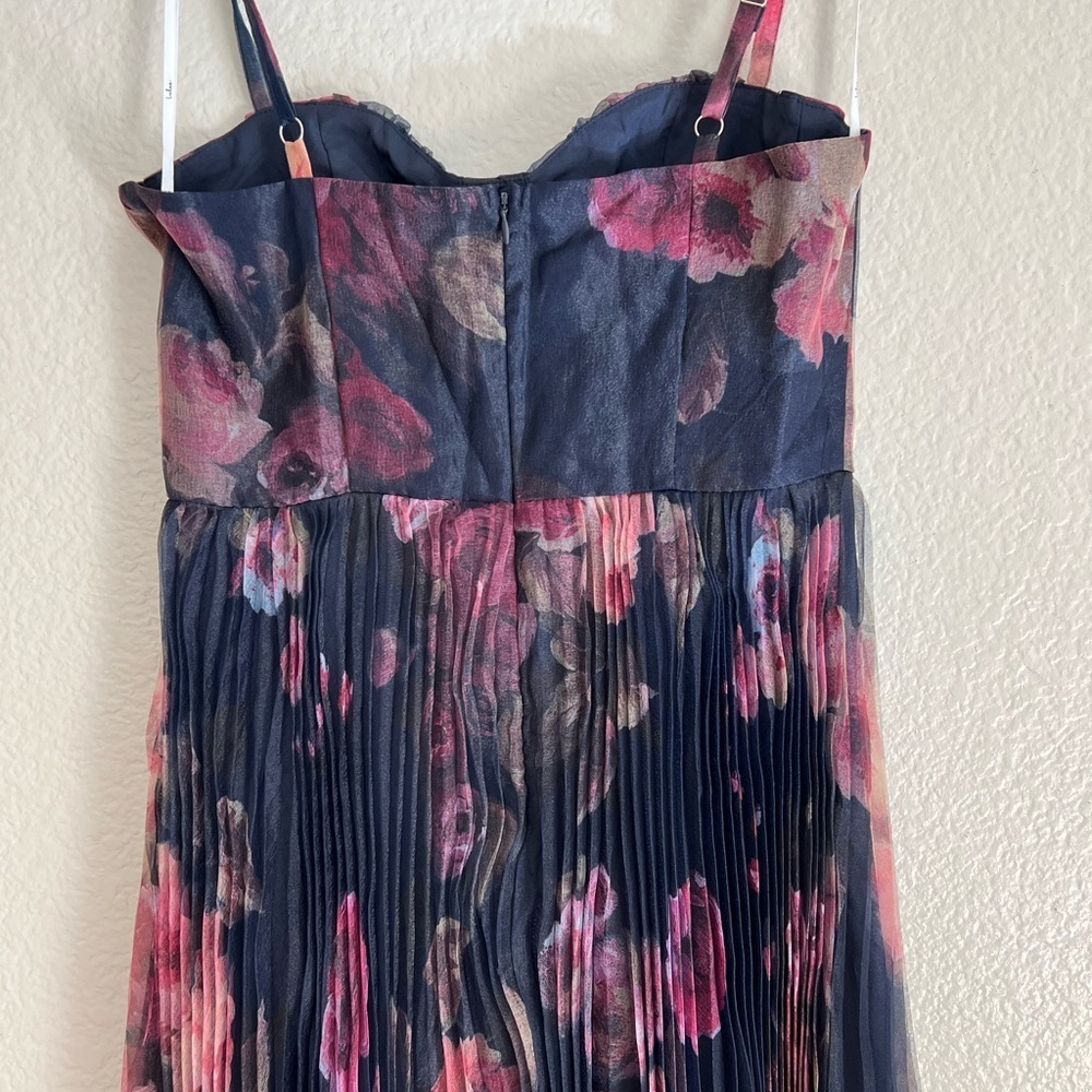 Alluring Invite Midnight Blue Floral Pleated Bustier Midi Dress - Picture 6 of 9